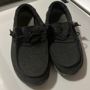 Hey dude men’s shoes